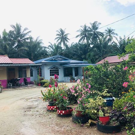 Atocha Homestay - Terong@Taiping Kampong Salak ภายนอก รูปภาพ